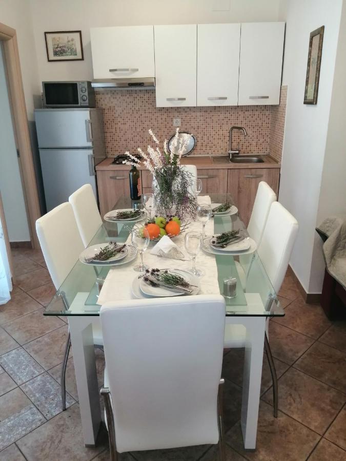 Nona Apartment