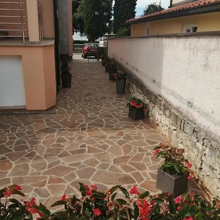 Apartments Villa Nona Umag Exterior photo