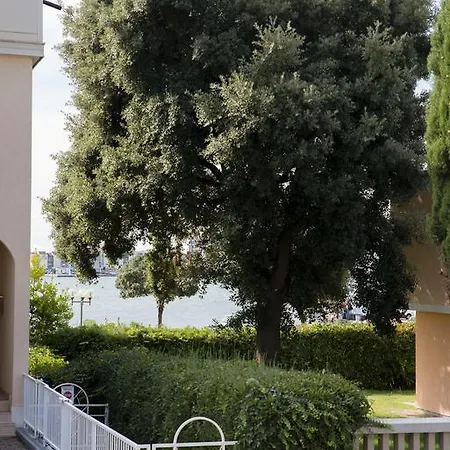 Apartments Villa Nona Umag Exterior photo