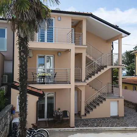 Apartments Villa Nona Umag Exterior photo